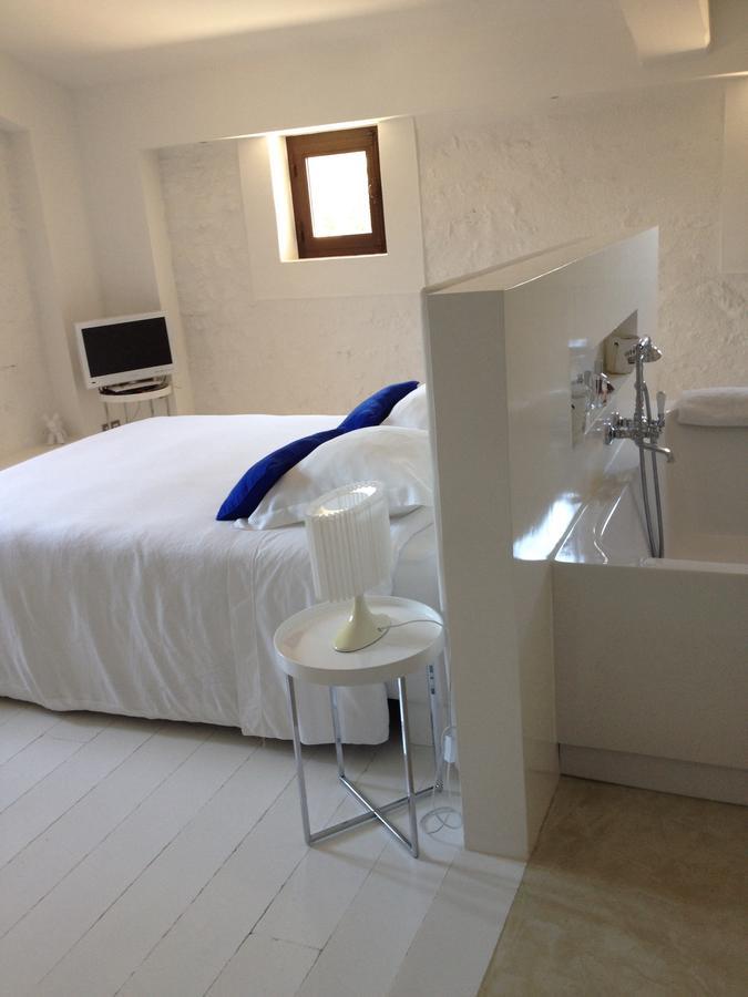 La Bergerie De Nano Bed & Breakfast Бом-дьо-Вениз Екстериор снимка