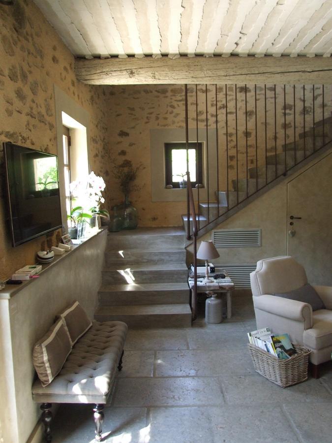 La Bergerie De Nano Bed & Breakfast Бом-дьо-Вениз Екстериор снимка