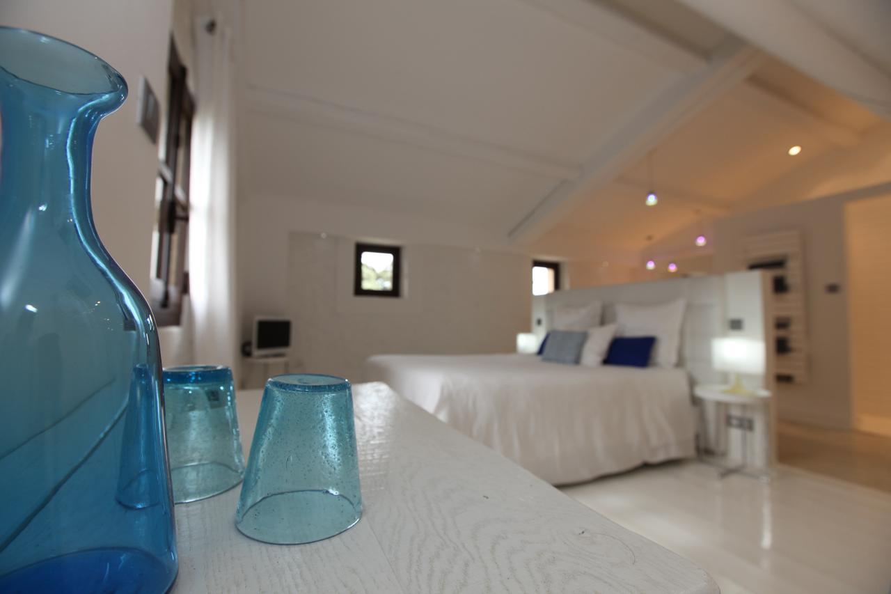 La Bergerie De Nano Bed & Breakfast Бом-дьо-Вениз Екстериор снимка